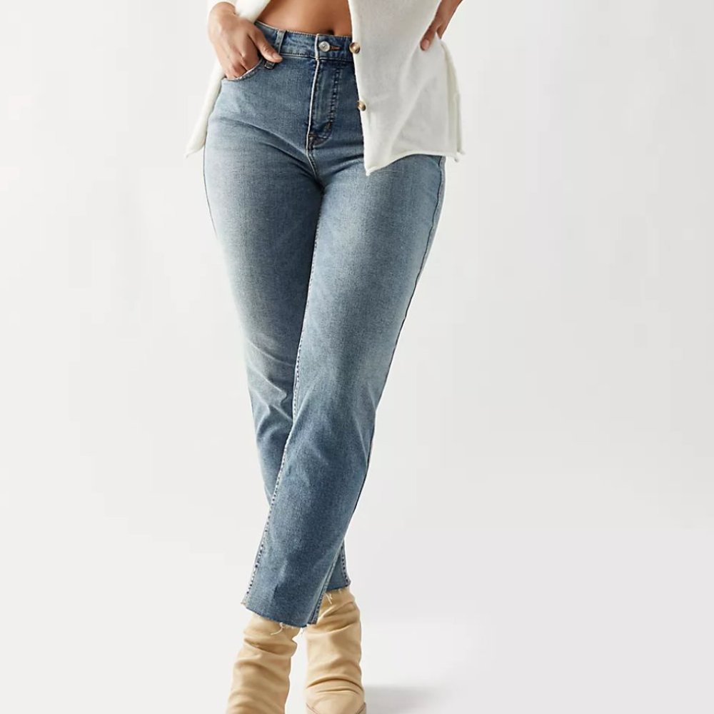 Free People CRVY High-Rise Vintage Straight Jeans